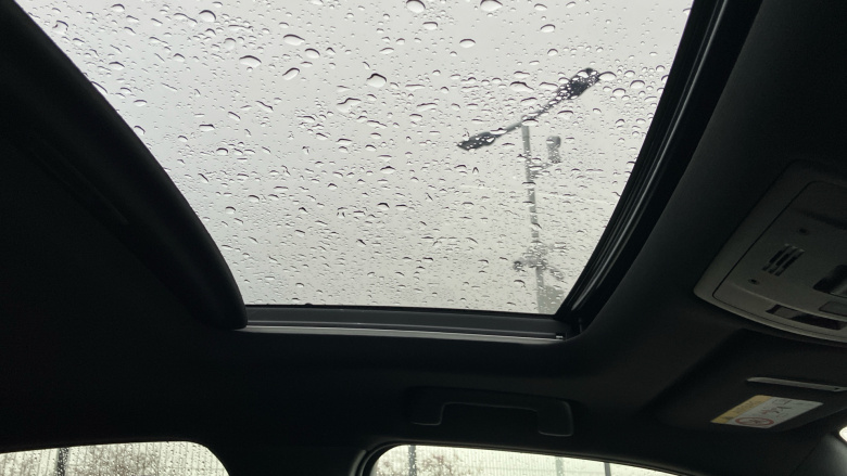 Lexus UX 250h E4 2.0 5dr CVT [Premium Plus/Sunroof] Hybrid Hatchback